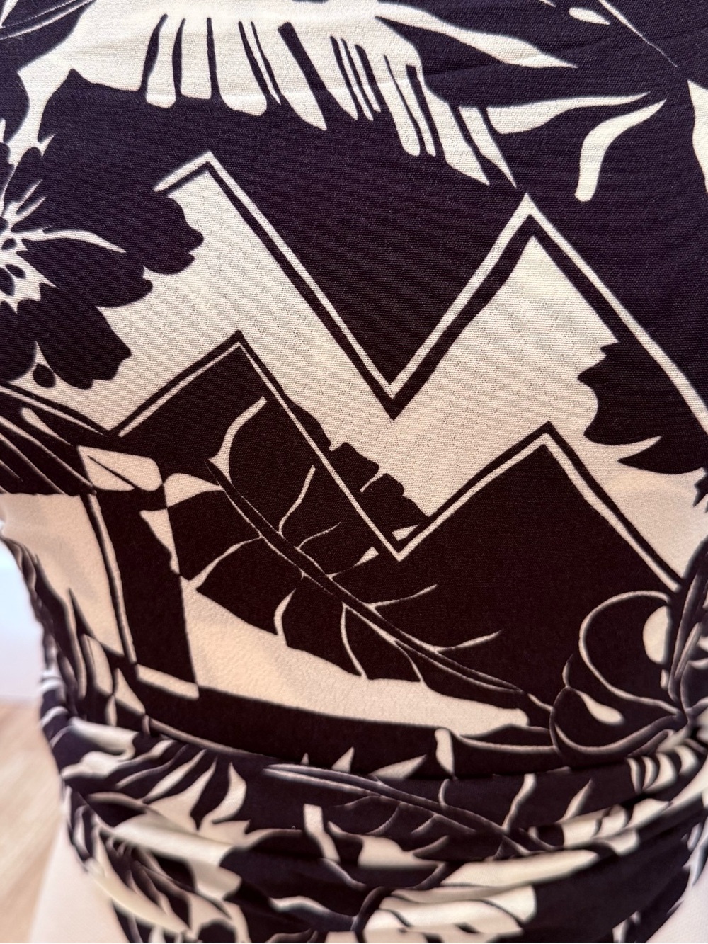 Le Superbe Tropical Wrap Tank Top Black White Palm Print Self Tie Camisole NWT - Picture 6 of 14